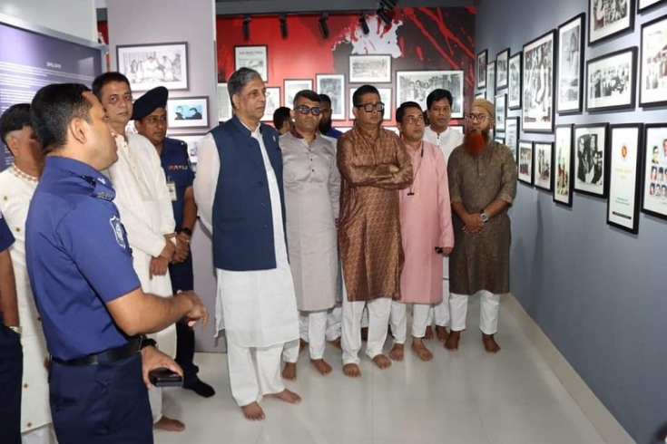  বঙ্গবন্ধু ও বাংলাদেশ গ্যালারি দেখতে প্রতিদিন আসছে শত শত শিক্ষার্থী